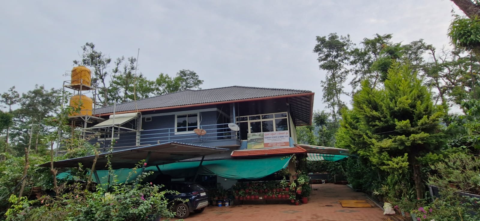 Homestay Lounge Area